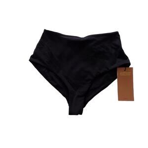 Girlfriend Collective black briefs underwear panties size Small NWT